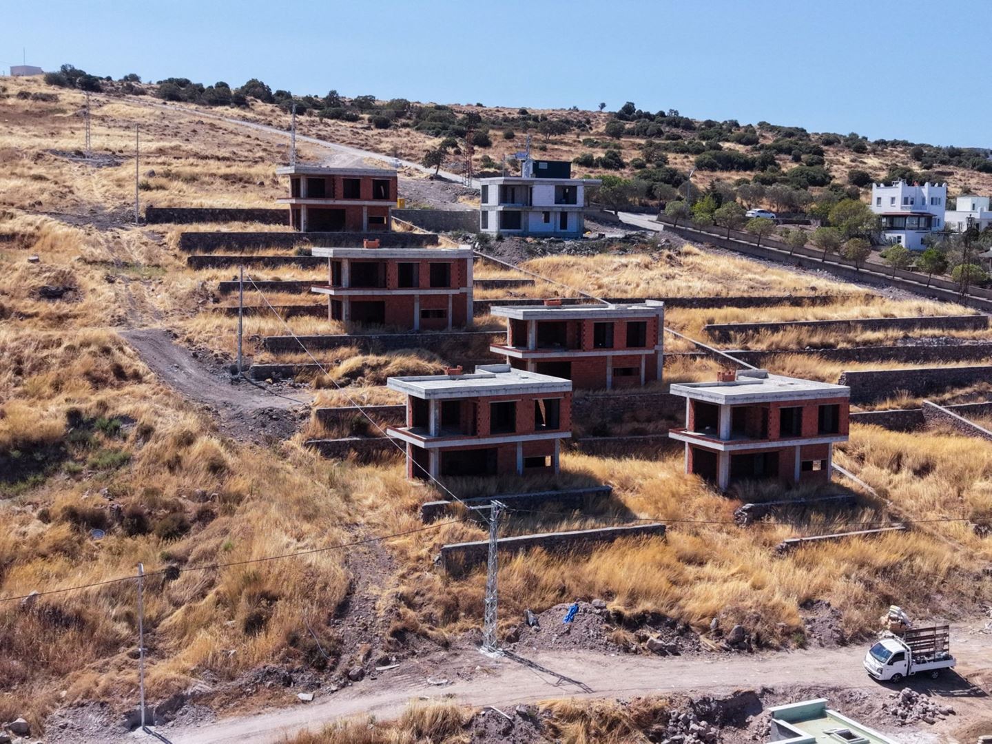 BABAKALE AKLİMANDA DENİZ MANZARALI MÜSTAKİL 3+1 VİLLA — Çanakkale gayrimenkul ilan görseli 9 / 24, Aevum Troia