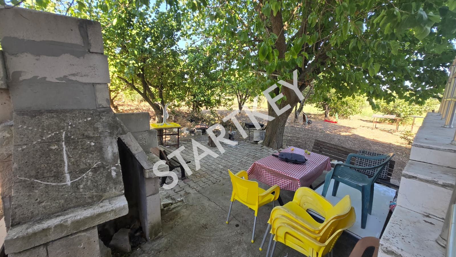 Property-photo