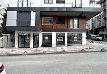 Güneşli 15 Temmuz Mahallesi Satılık Dükkan İş Yeri 200 m² Krediye Uygun