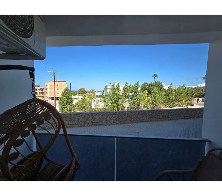 LAPTA DA 2+1 SATILIK DAİRE