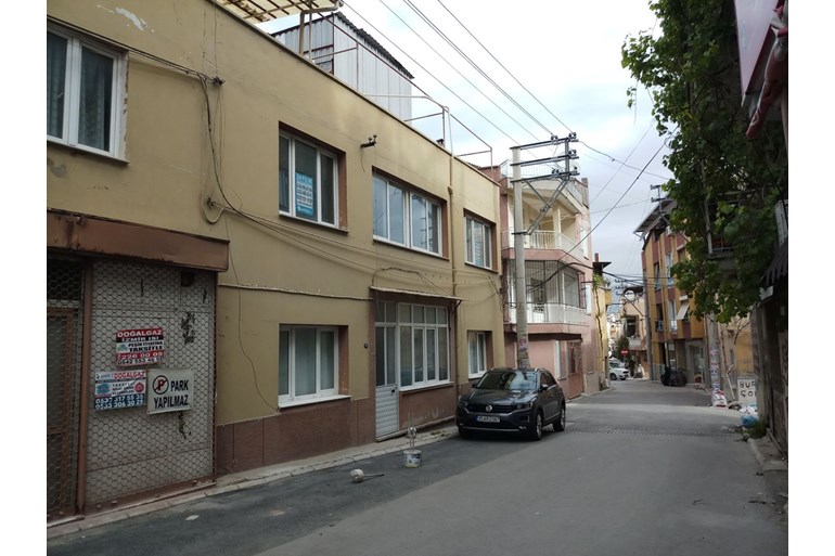 izeko org tr bornova altindag zafer de satilik 2 1 daire 275 000 tl 2 1