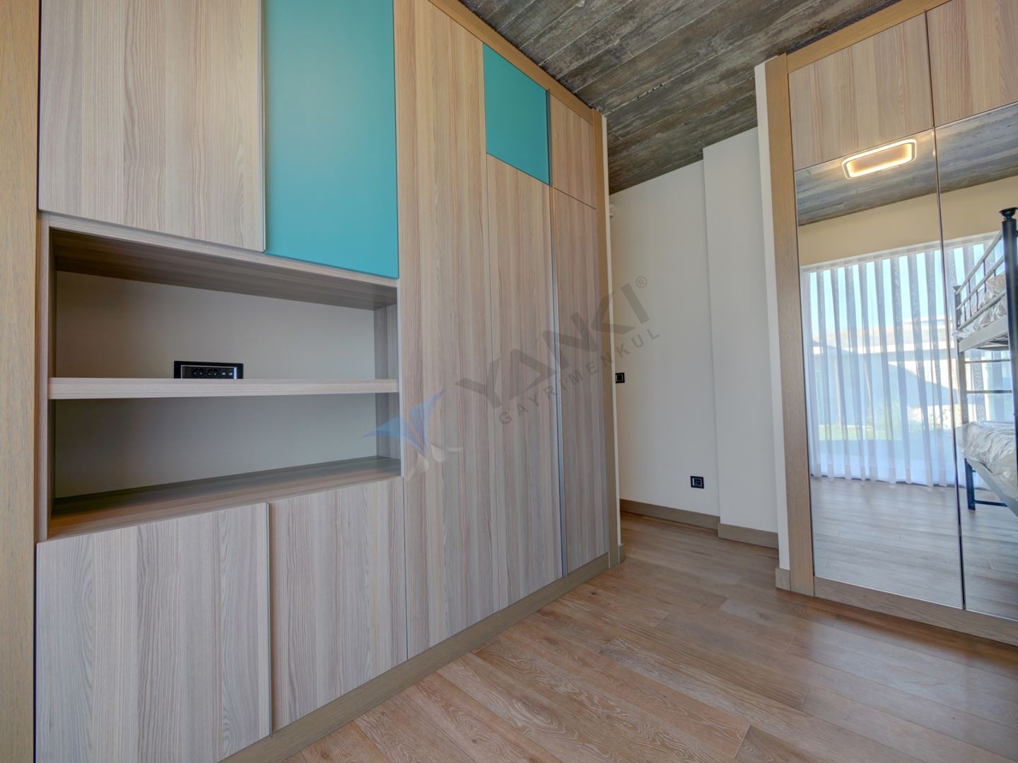 Property-photo