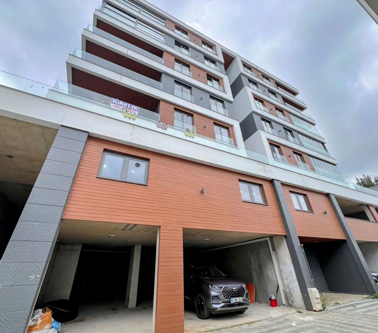 TRABZON YALINCAK ADLİ TIP ÜZERİ SEA PEARL SİTESİNDE 3.5+1 SIFIR DAİRE