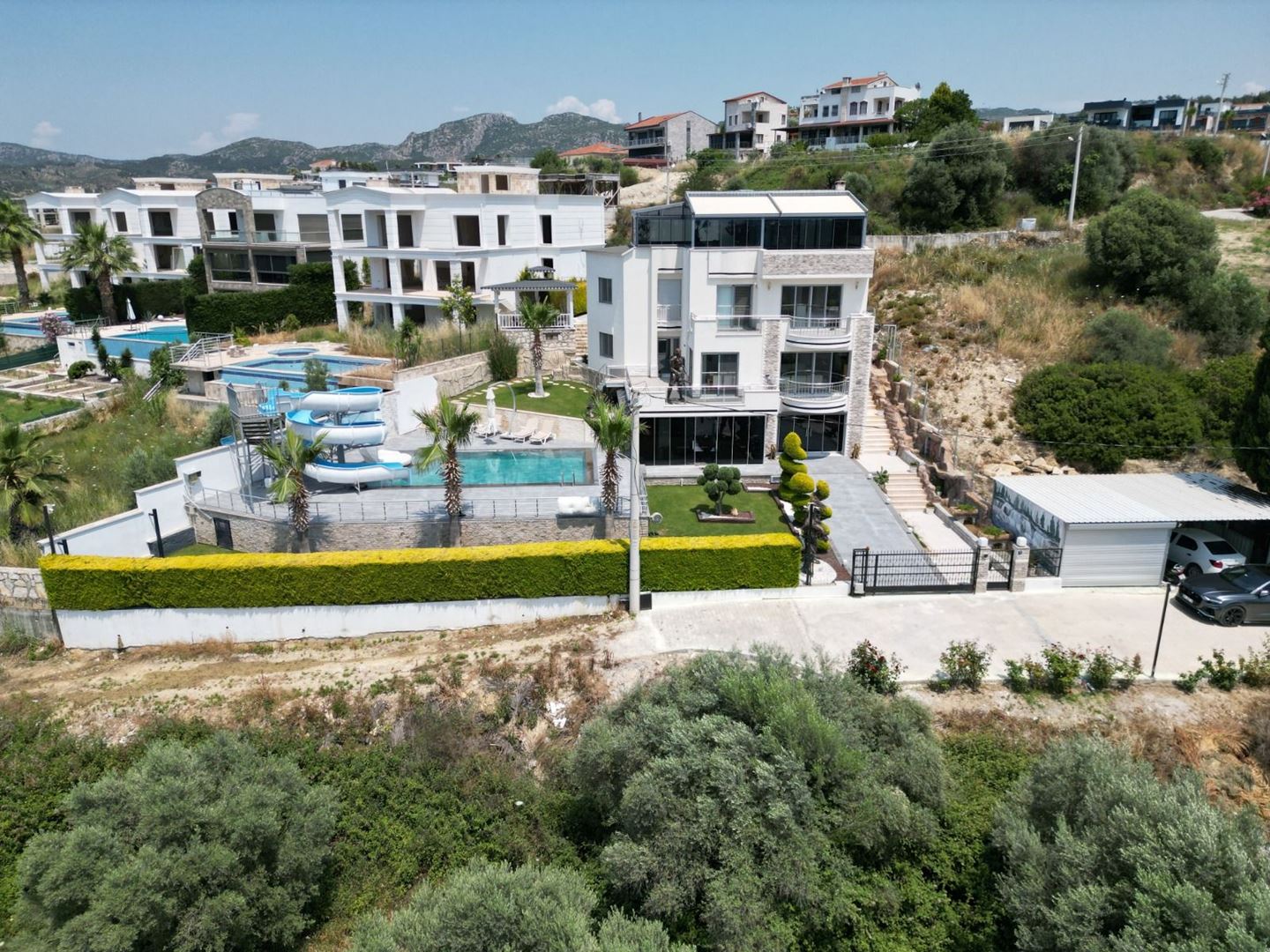 Property-photo