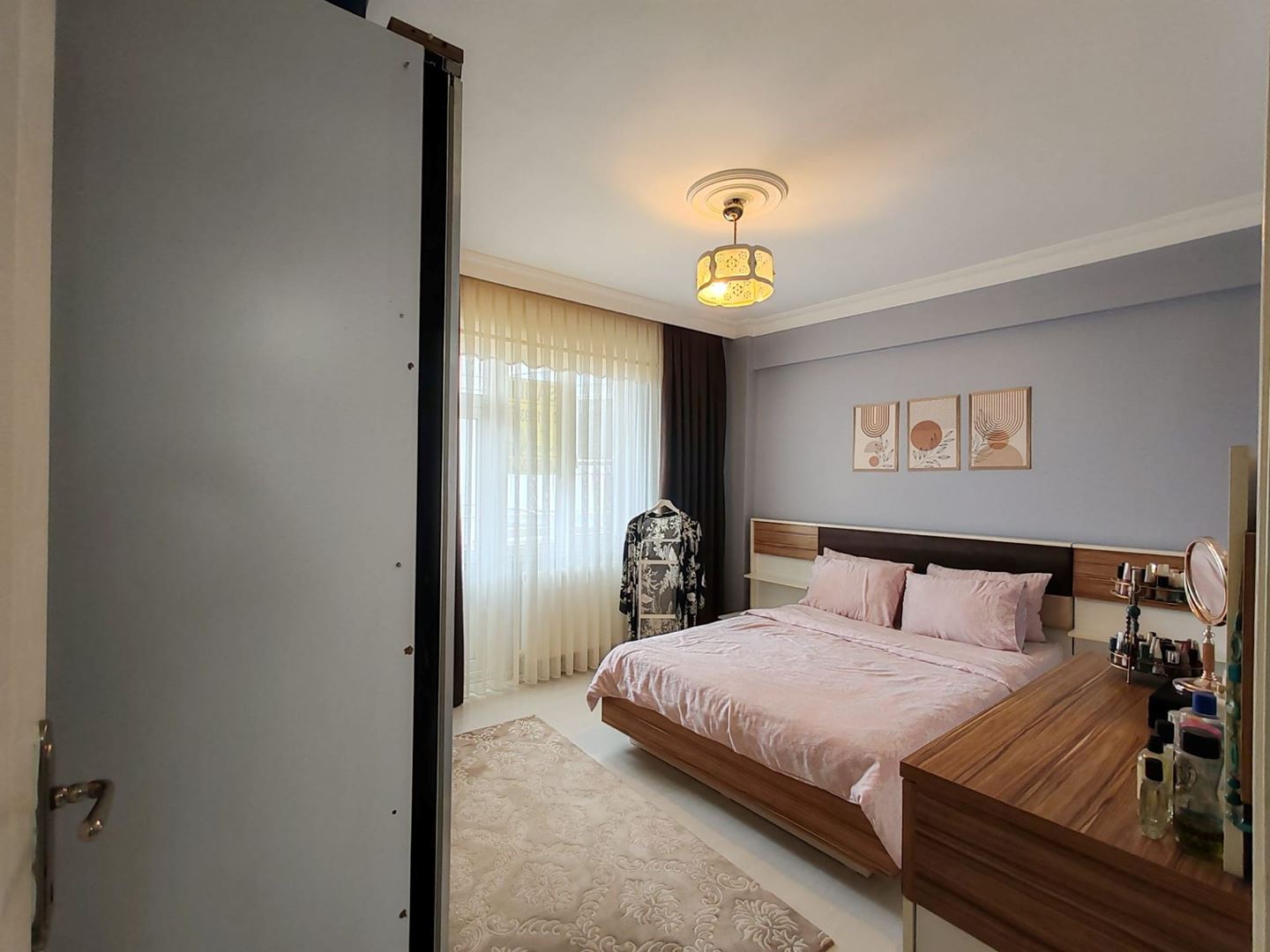 Property-photo