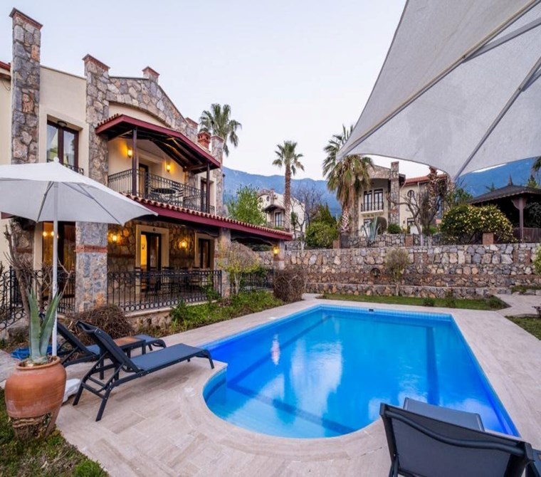 Fethiye Ovacık Ölüdenizde Satılık Müstakil 3+1 Taş Villa