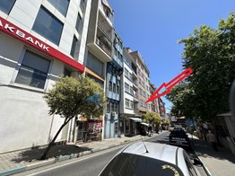 TEKİRDAĞ ÇARŞI MERKEZİNDE DÜKKANLI KOMPLE SATILIK BİNA