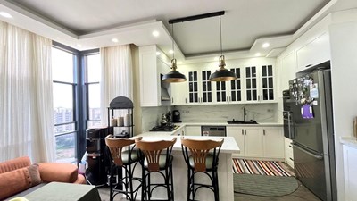 HAKKI CÖMERT'ten GÜRSELPAŞADA ALTTAN ISITMALI ULTRA LÜKS DAİRE