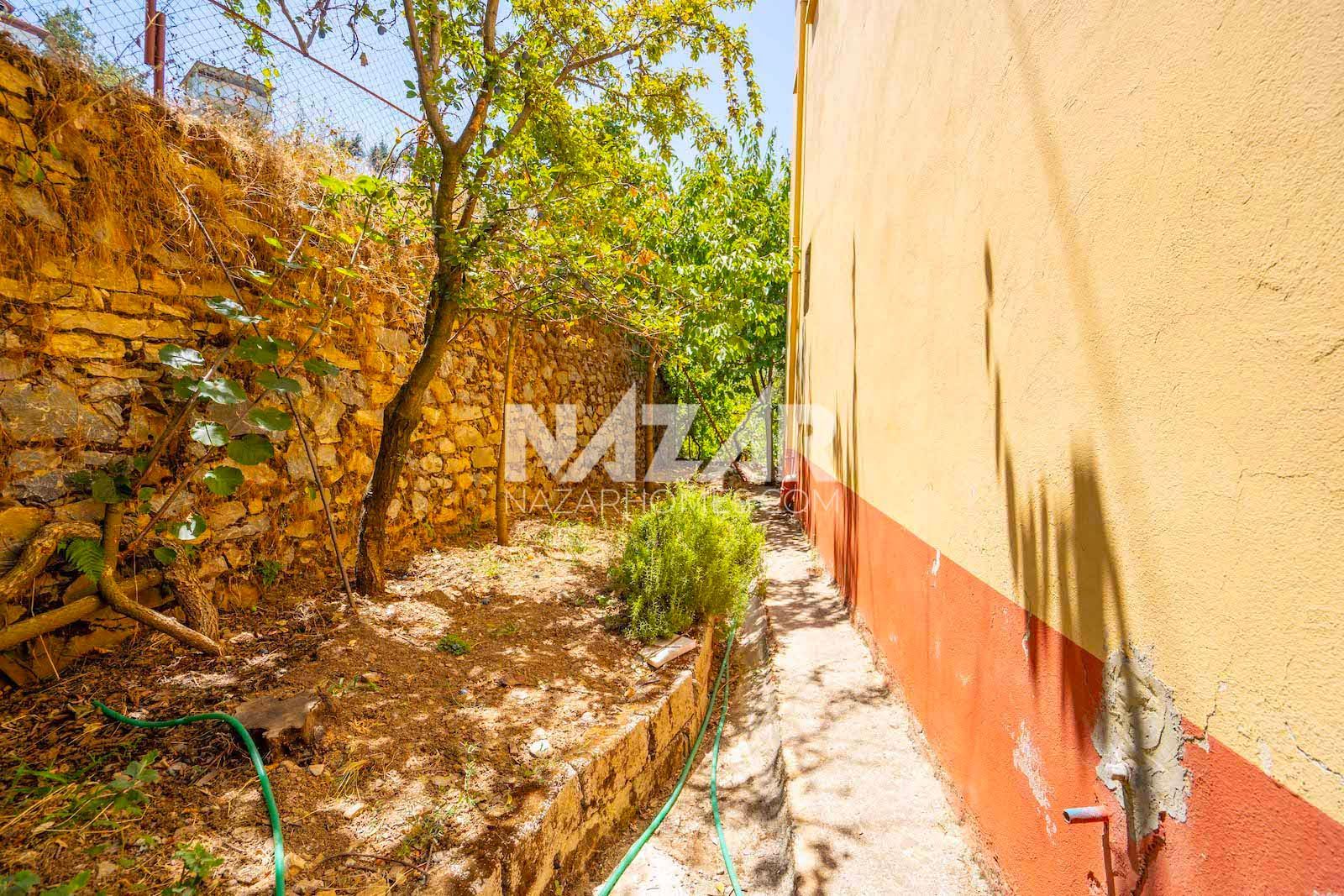 Property-photo