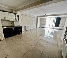 Bereç Tramvaya Yakın Sanayi Sokakta 80m2 Arka Cephe Ofis