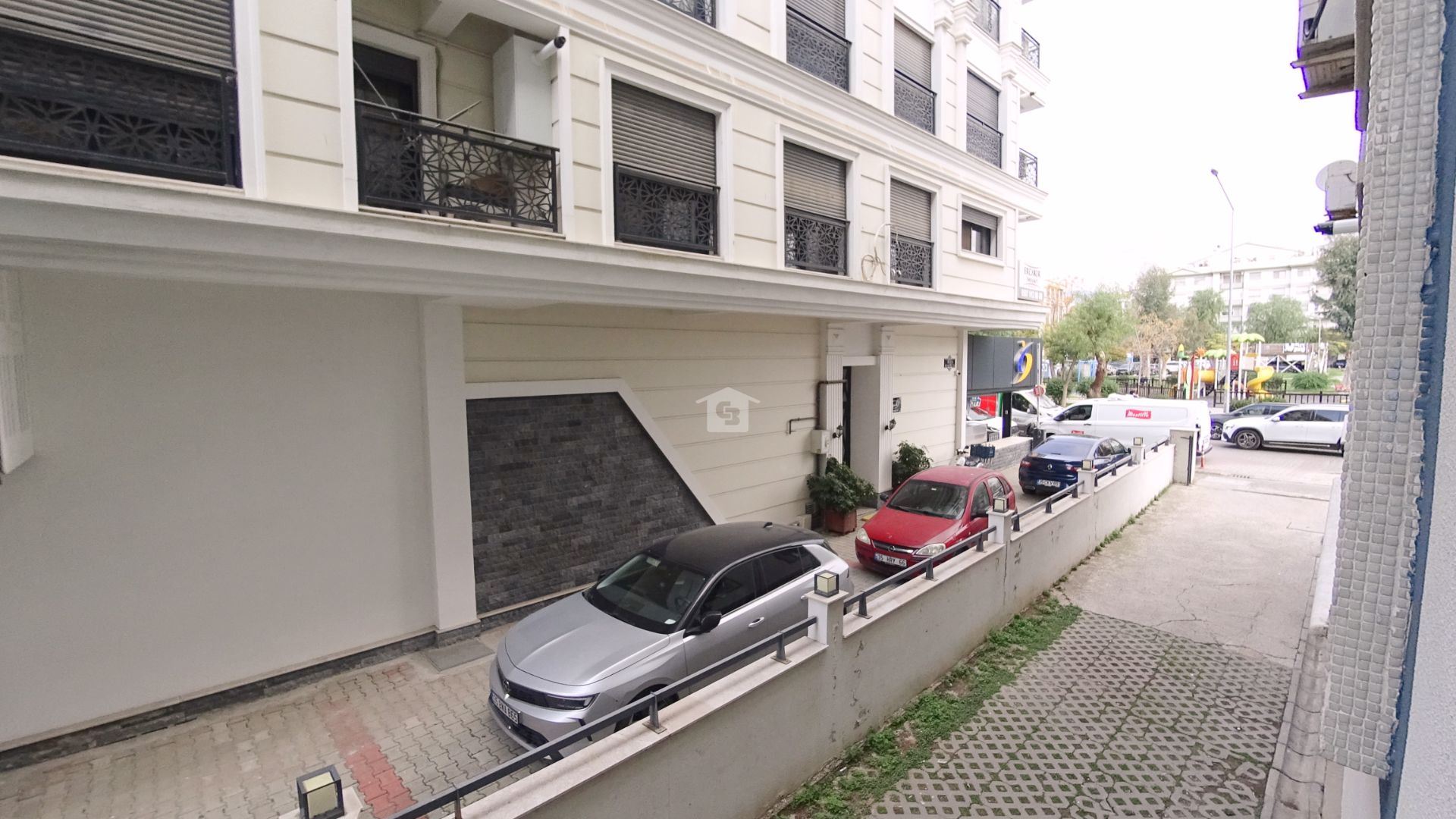 Property-photo