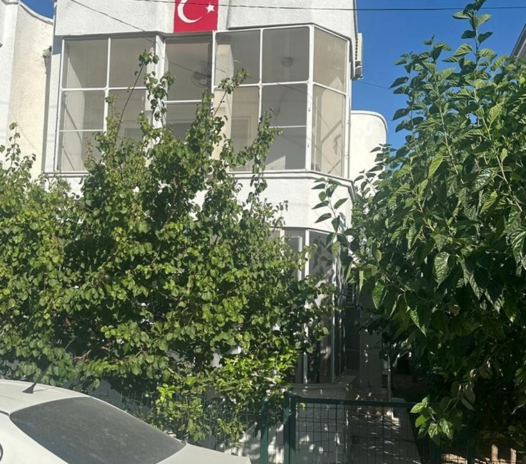 Mersin Taşucu Mavi Dünya Sitesi’nde Sahile Yakın Satılık Dubleks Yazlık – 3+1 – Bakımlı