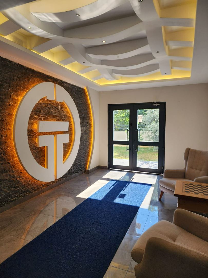 ALANYA MAHMUTLARDA DENİZ MANZARALI FULL EŞYALI 1+1 SATILIK DAİRE