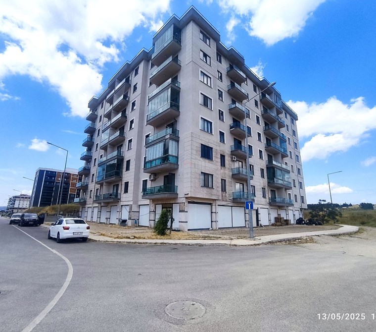 ÇANAKKALE MERKEZ TEKZEN BÖLGESİNDE SATILIK GENİŞ 1+1 DAİRE