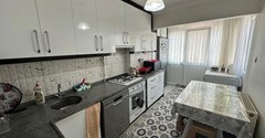İNCİRYA EMLAKDAN YENİŞEHİRDE TEPE SİTESİNDE ARAKAT FERAH 3+1