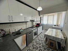 İNCİRYA EMLAKDAN YENİŞEHİRDE TEPE SİTESİNDE ARAKAT FERAH 3+1