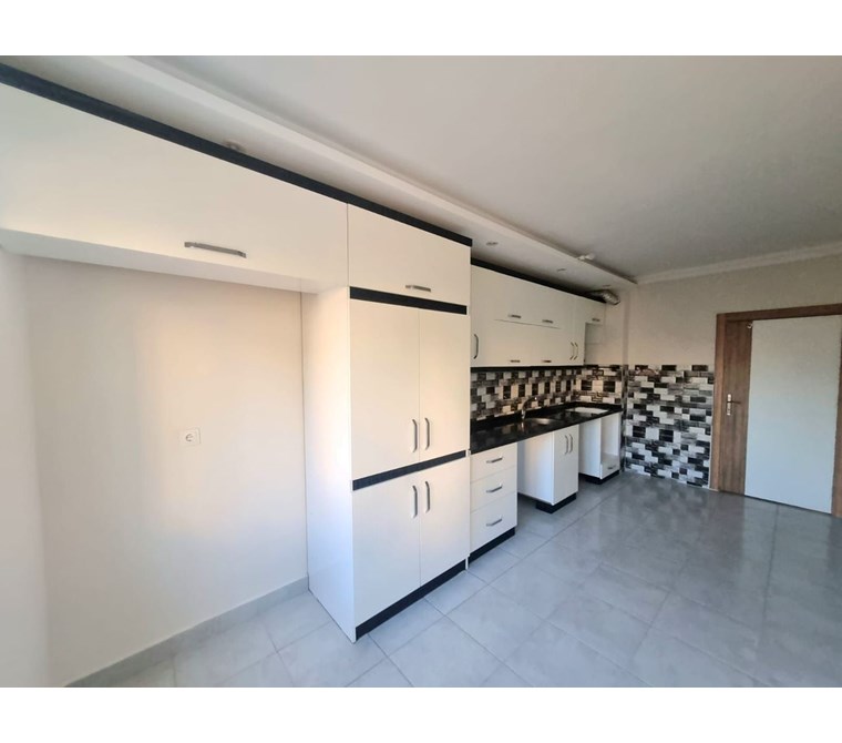 POYRAZ'DAN ERENKÖY MAHALLESİNDE SATILIK 2+1 120m² 1.KAT DAİRE