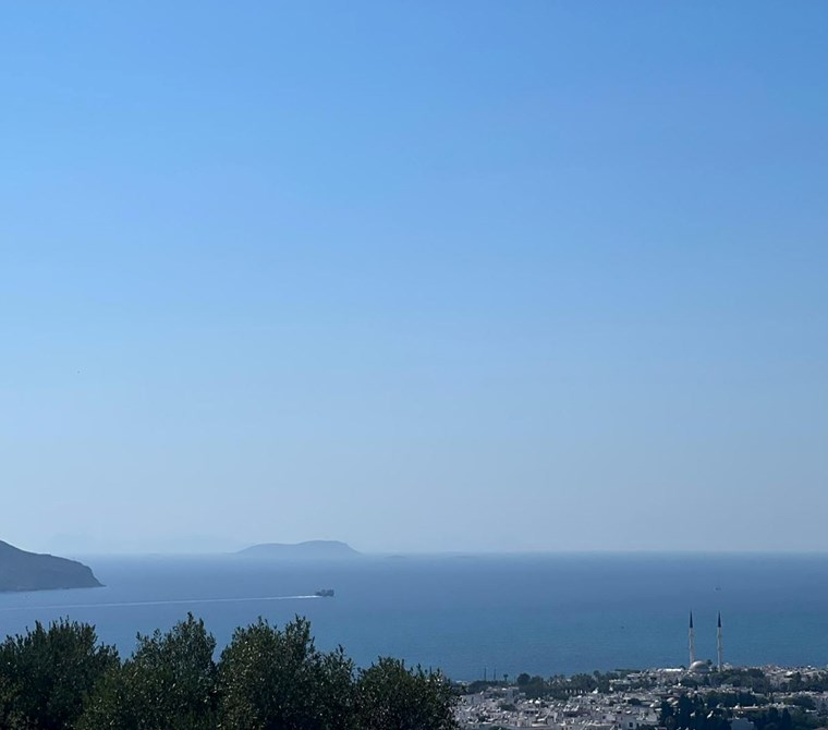 Turgutreis'de Deniz Manzaralı Merkeze Yakın Müstakil Villa