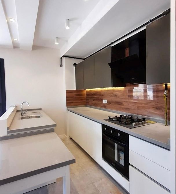 ÇİĞLİ BALATCIKTA 2+1 DOĞALGAZLI SATILIK DAİRE