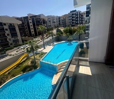 Kuşadası İkiçeşmelik Şehzade konaklarında Deniz manzaralı Eşyalı Kiralık Daire