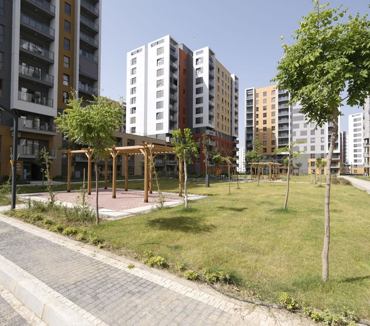 POYRAZ'DAN SURYAPI DA SATILIK 2+1 106m² AYRI MUTFAK BAHÇE KATI