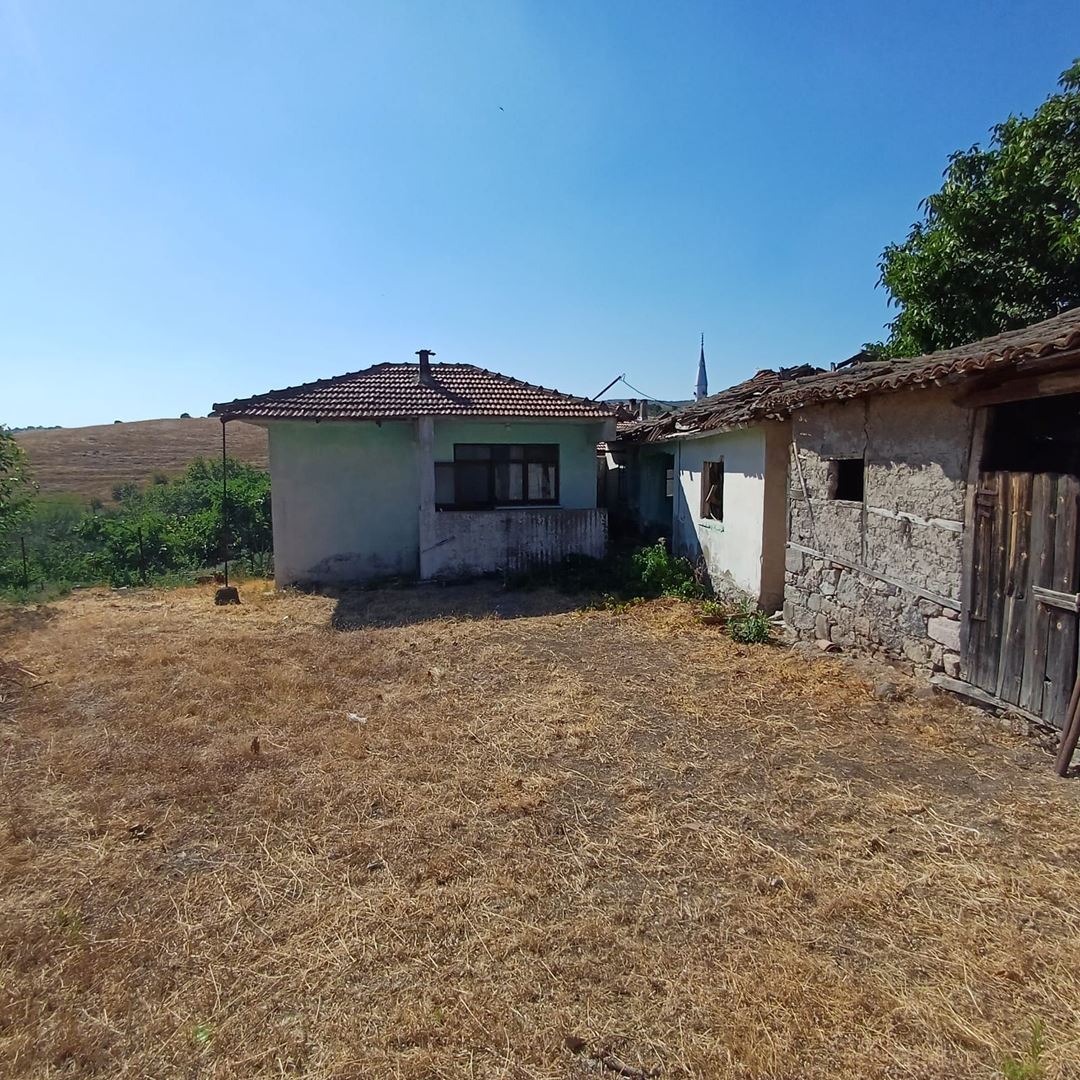 Property-photo