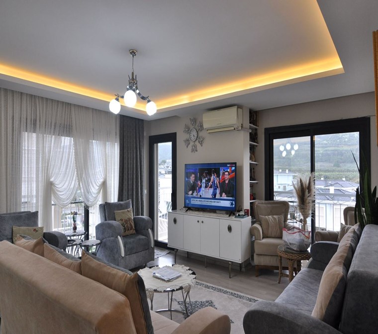 Kuşadası Davutlar'da Site İçinde Satılık 3+1 Daire