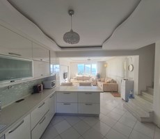 Kuşadası Güzelçamlı'da Full Deniz Manzaralı Satılık Villa 5+2