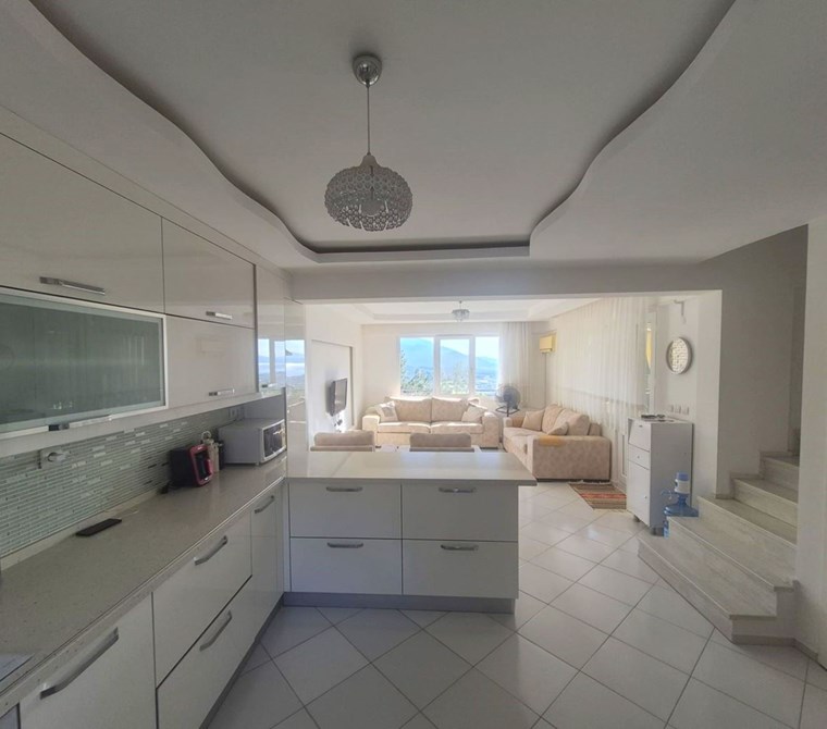 Kuşadası Güzelçamlı'da Full Deniz Manzaralı Satılık Villa 5+2