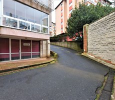 Sarıyer Acarlar Sitesinde Satılık 45 m2 Dükkan İşyeri
