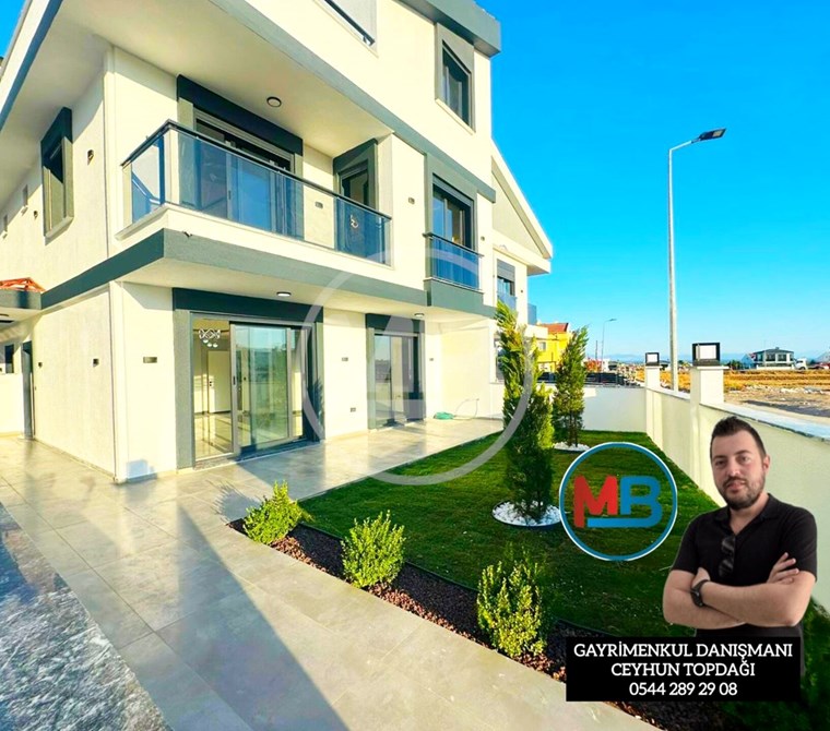 SATILIK DİDİM HİSAR MH. 3+1 BAHÇELİ SIFIR MÜSTAKİL HAVUZLU VİLLA !