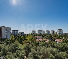 GÜRSU DA DENİZ MANZARALI OTURUM İZNİNE UYGUN SATILIK 2+1 DAİRE