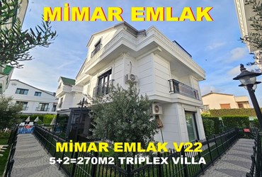 SATILIK MÜSTAKİL BAHÇELİ VİLLA 24 SAAT GÜVENLİKLİ HAVUZLU SİTEDE