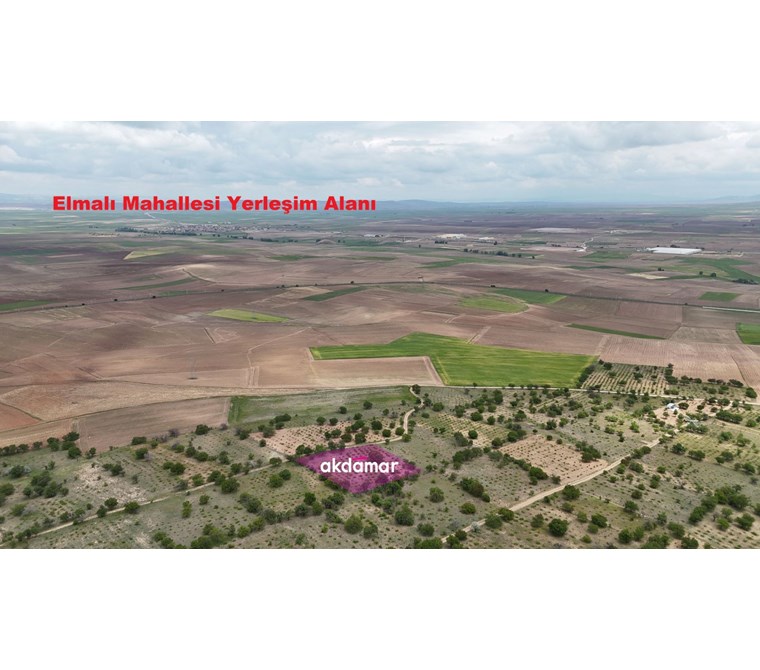 AKDAMAR - DÜVER MAHALLESİNDE SATILIK BAĞ YERİ