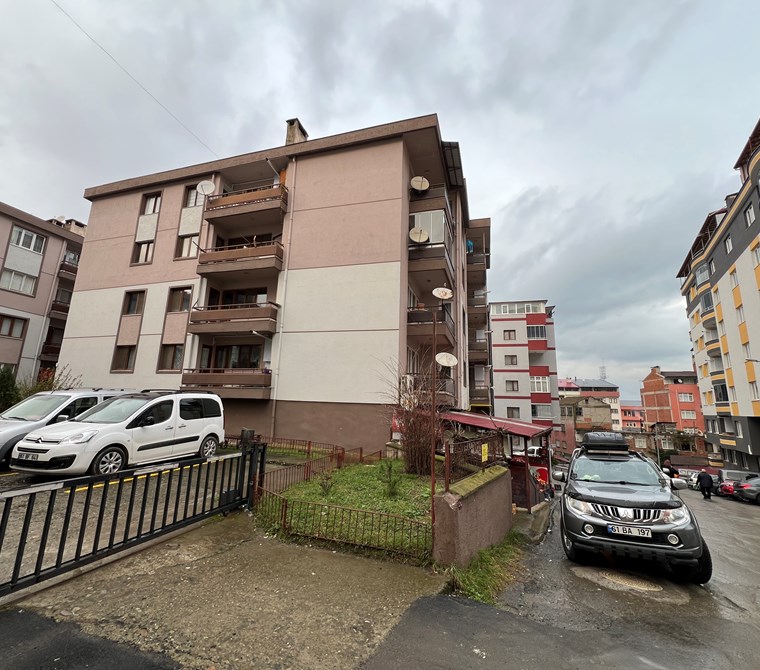 TRABZON YOMRA SİTE İÇERİSİNDE 3+1 DAİRE
