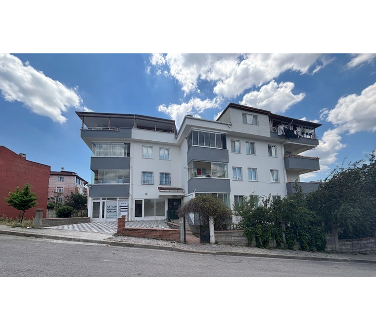 DERİNCE İBNİSİNA'DA 300M² 6+2 ÇİFT GİRİŞLİ SATILIK ÇATI DUBLEKS DAİRE