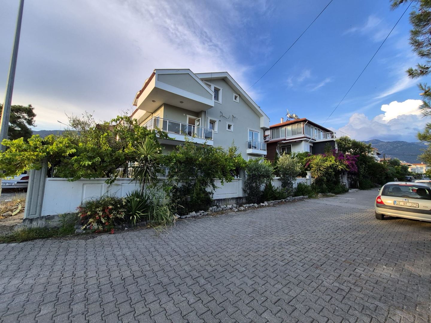 Property-photo