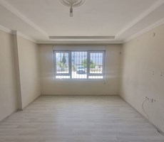 POYRAZ'DAN ŞAFAK DA SİTE İÇİNDE 2+1 120 M2 YÜKSEK GİRİŞ DAİRE