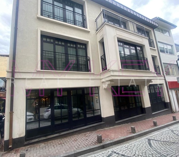 MyKey'den ARNAVUTKÖY'de SATILIK TİCARİ BİNA