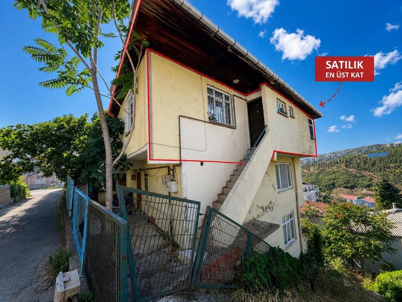 Arsa payı yüksek teraslı ve geniş kullanımlı 2+1 satılık daire