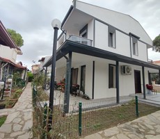 Urla Atatürk Mh. satılık 3+1 villa