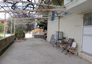 KÜÇÜKDALYAN'DA KOMPLE BİNA