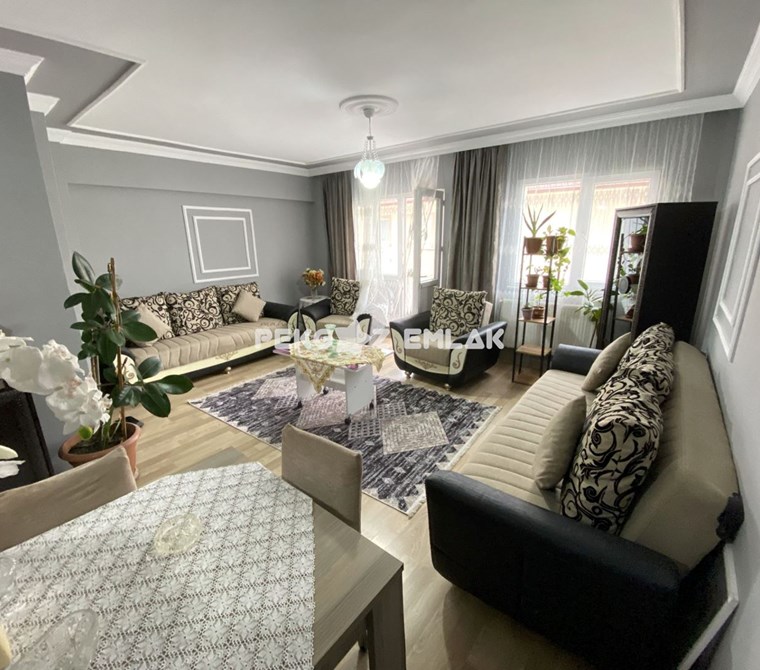 FATİH MAHALLESİ PLEVNE OKULU YAKININDA SATILIK 3+1 ARA KAT DAİRE
