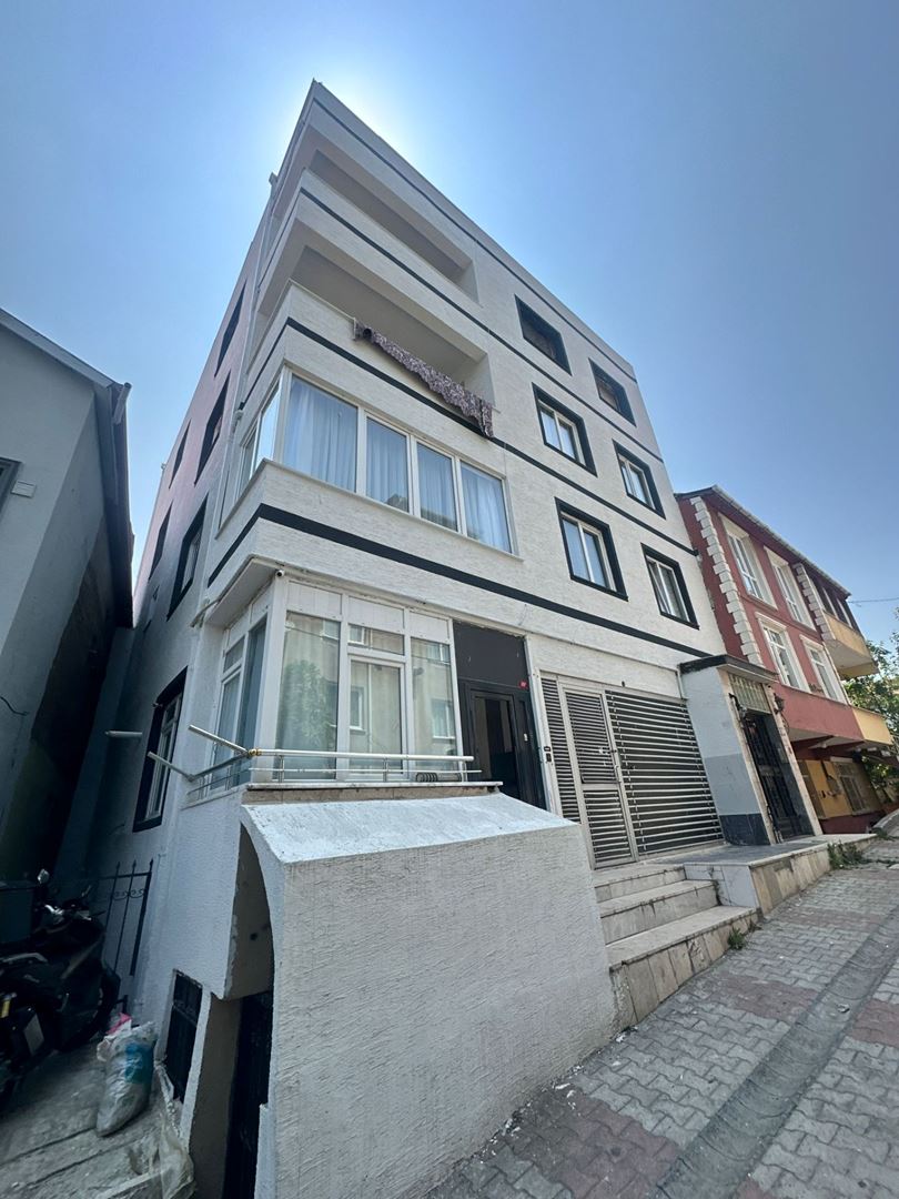 ŞENER GYD'DEN ŞİFA AVM VE ULAŞIMA YAKIN BAHÇELİ 145 m² 3+1 DAİRE