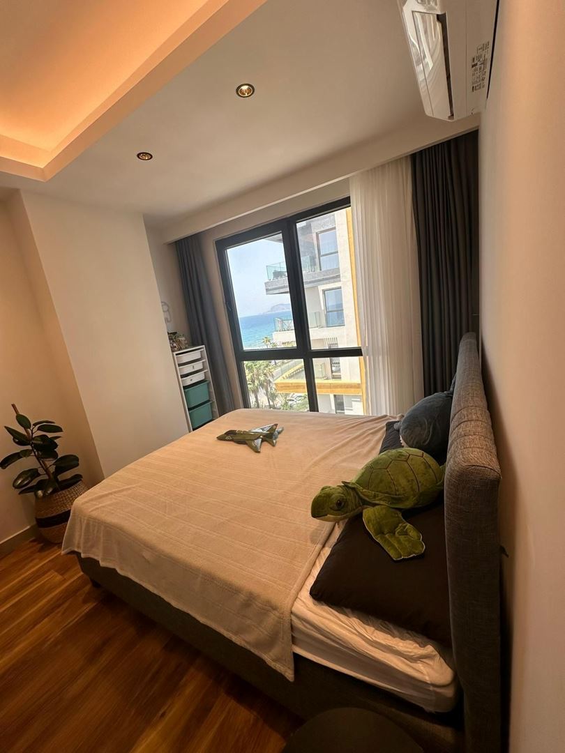 ALANYA MAHMUTLARDA MUHTEŞEM DENİZ MANZARALI FULL EŞYALI 2+1 SATILIK DAİRE · 9 · Fotoğraflar