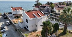 TEKİRDAĞ ÇORLU YENİCE DE DENİZE SIFIR SİTEDE SATILIK VİLLA