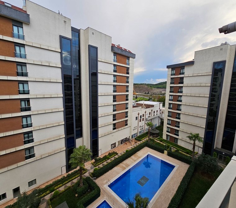 White House İstanbul Sitesi 1+1 Eşyalı Satılık Daire