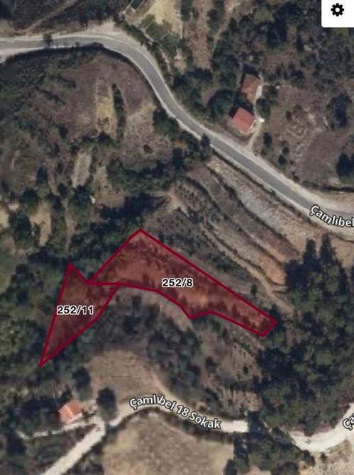 KAVAKLI DEREDE SATILIK TARLA