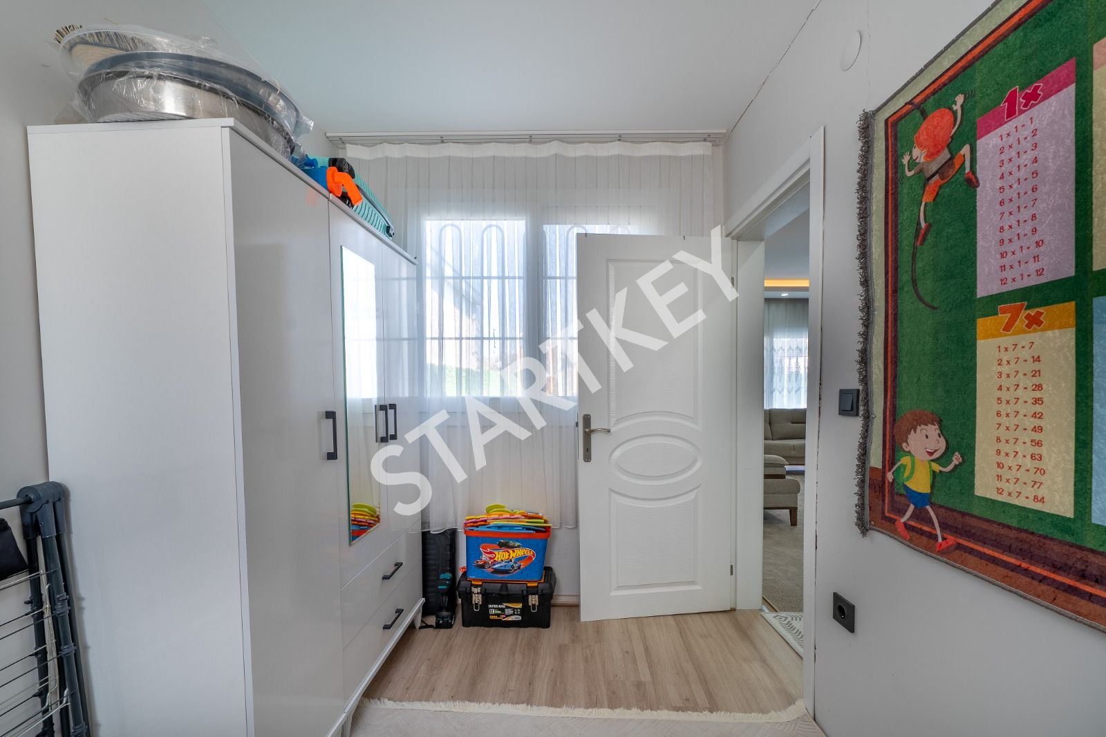 Property-photo