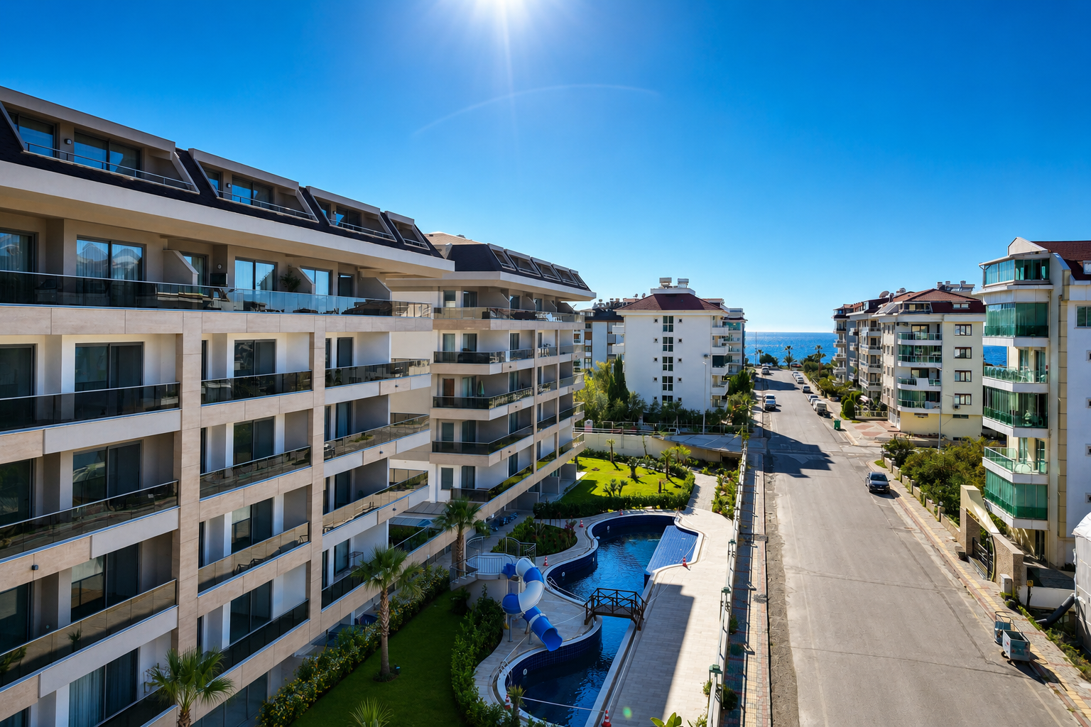 ALANYA KESTELDE DENİZE 150 M HAVUZ MANZARALI LÜKS 2+1 SATILIK DAİRE